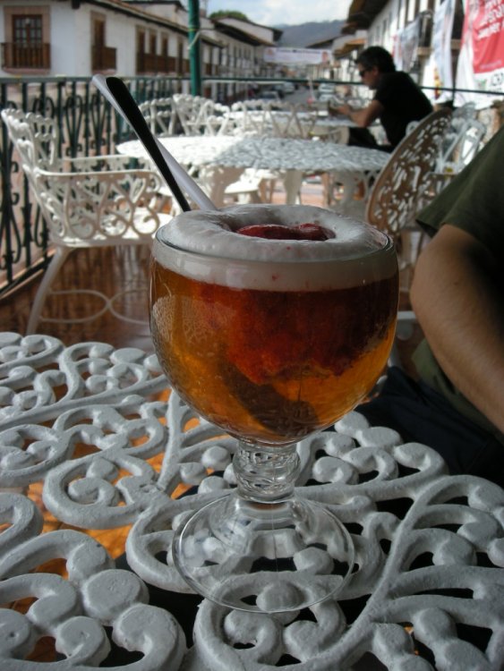 pivo se zmrzlinou